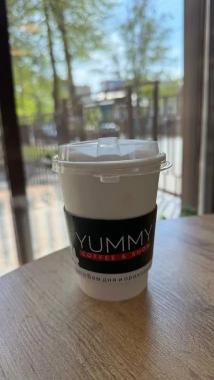 Стакан кофе Yummy с собой